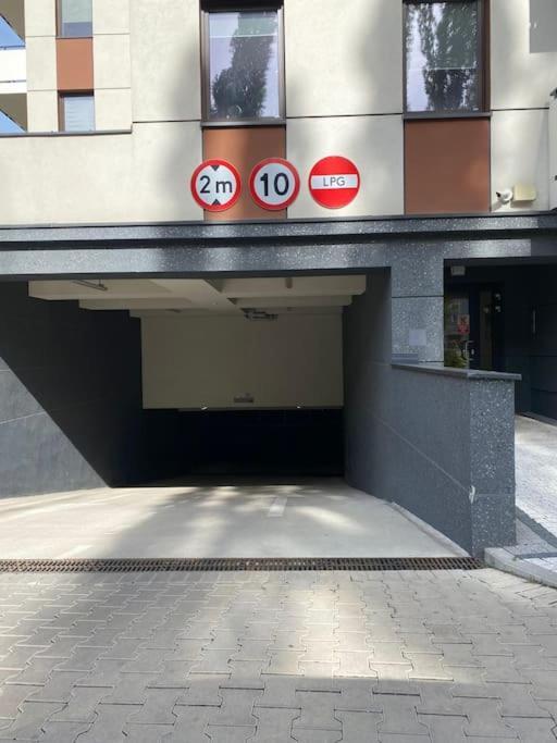 Apartament, Free Parking, Blisko Rynek-Dworzec Pkp-Pks, Sklepy Vratislav Exteriér fotografie